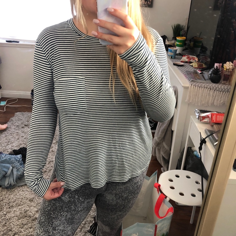 Striped top - Picture 5 of 5